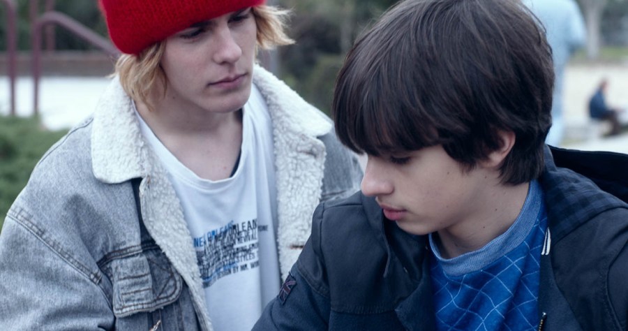 el_circulo_del_fotograma_todos_estan_muertos