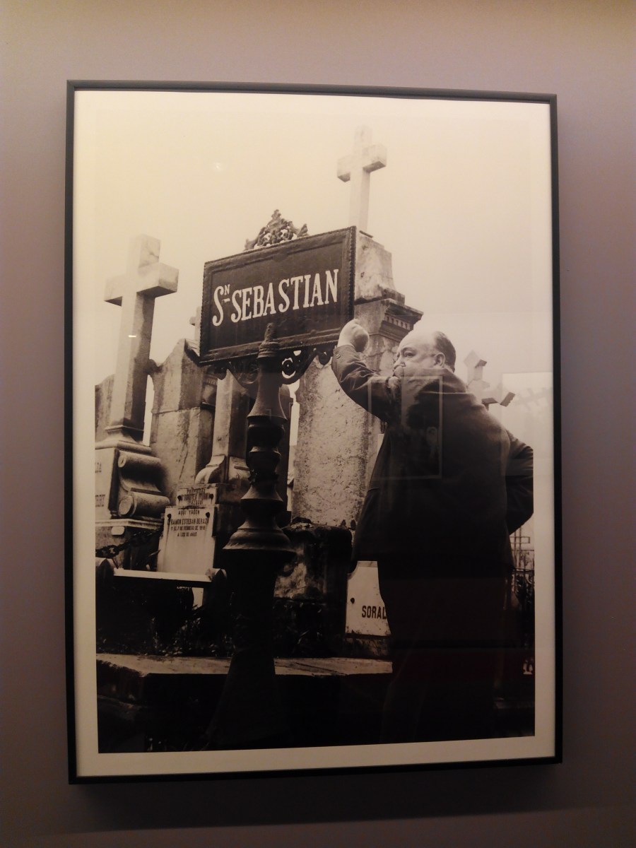 el_circulo_del_fotograma_exposicion_welcome_mr_hitchcock_cementerio_polloe